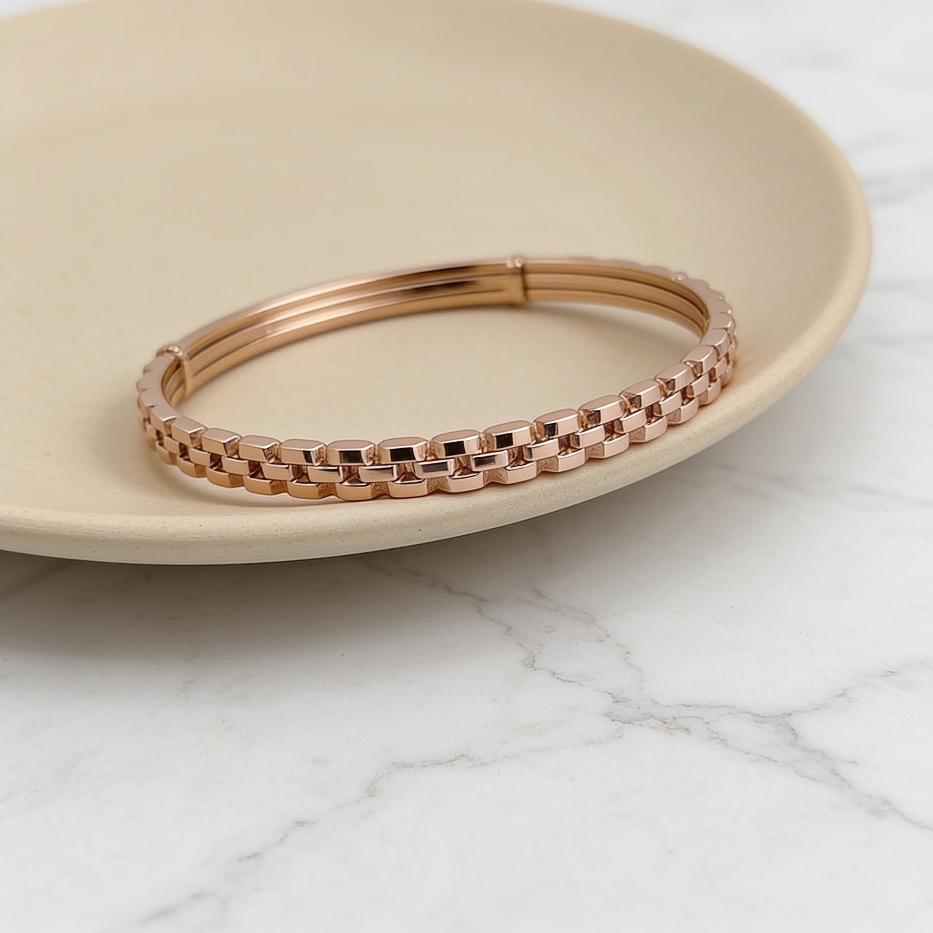 Bracelete May