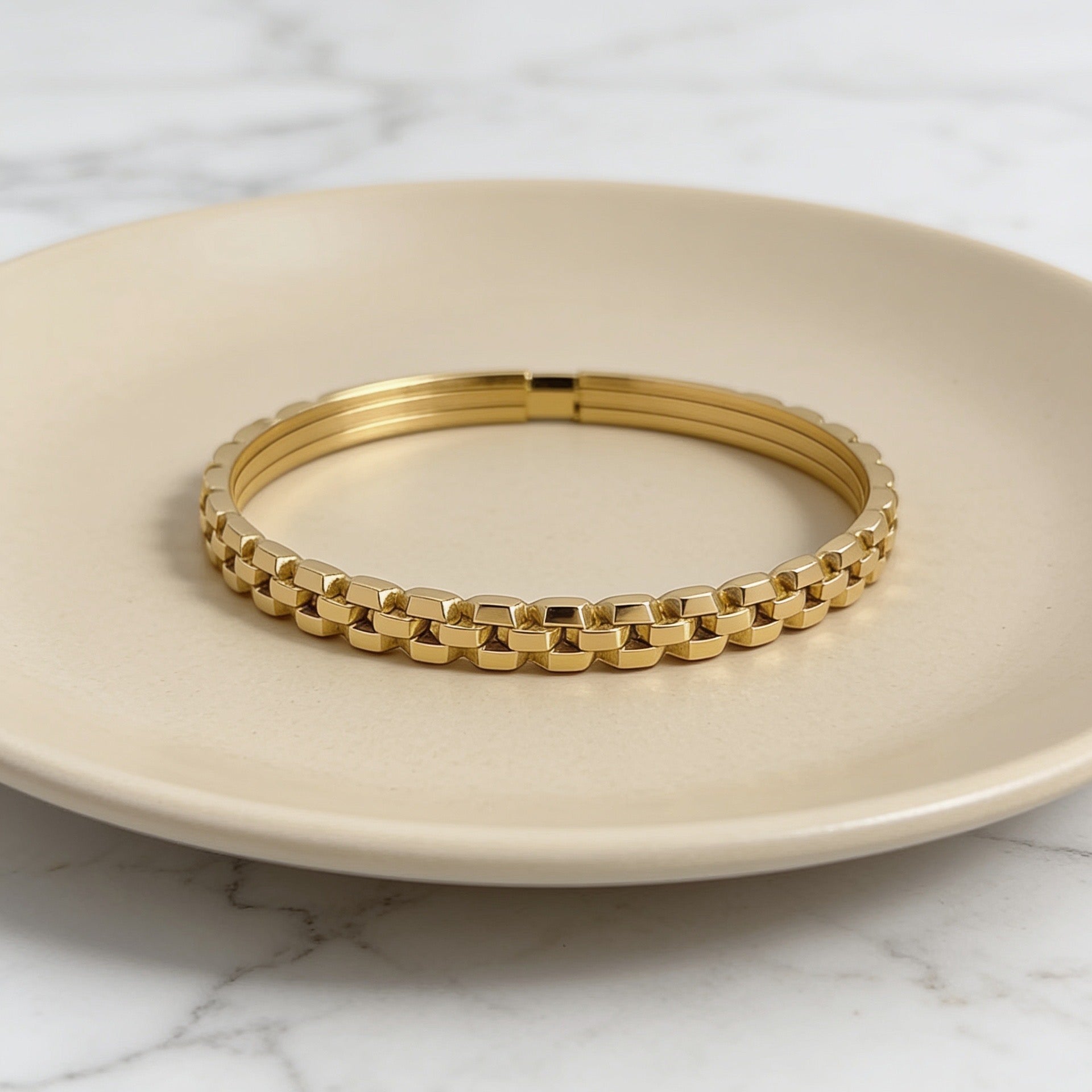 Bracelete May
