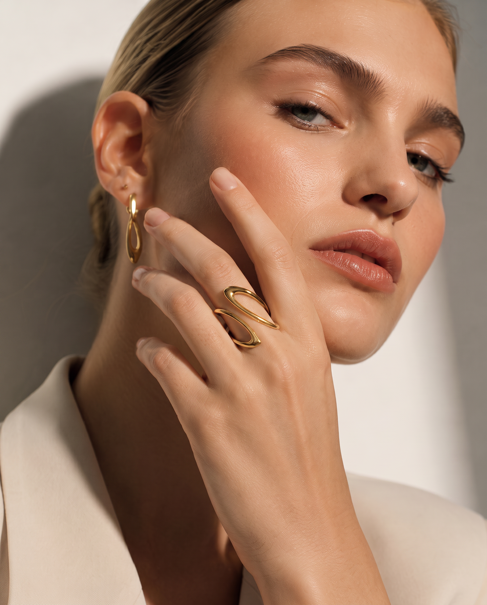 Anel Contour