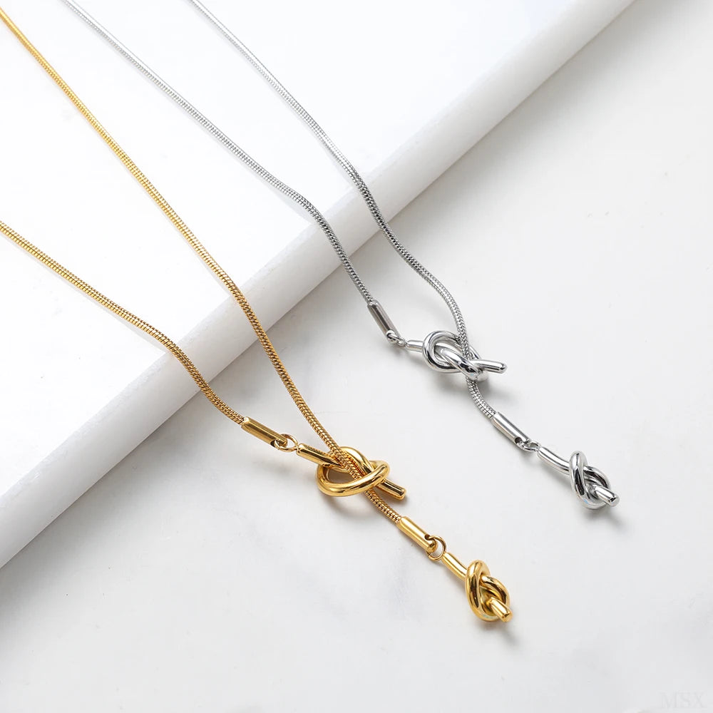 Colar Lariat Nó Dourado
