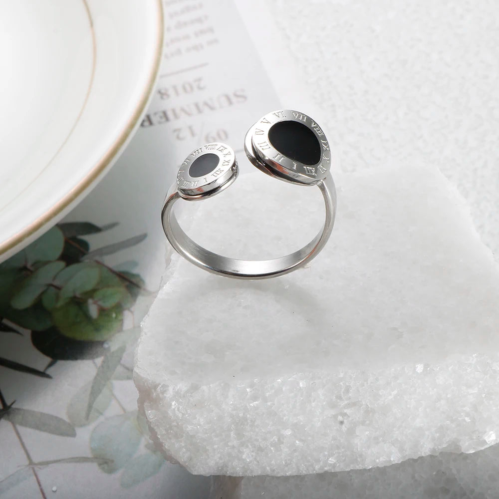 Anel Romana Esmaltado Preto