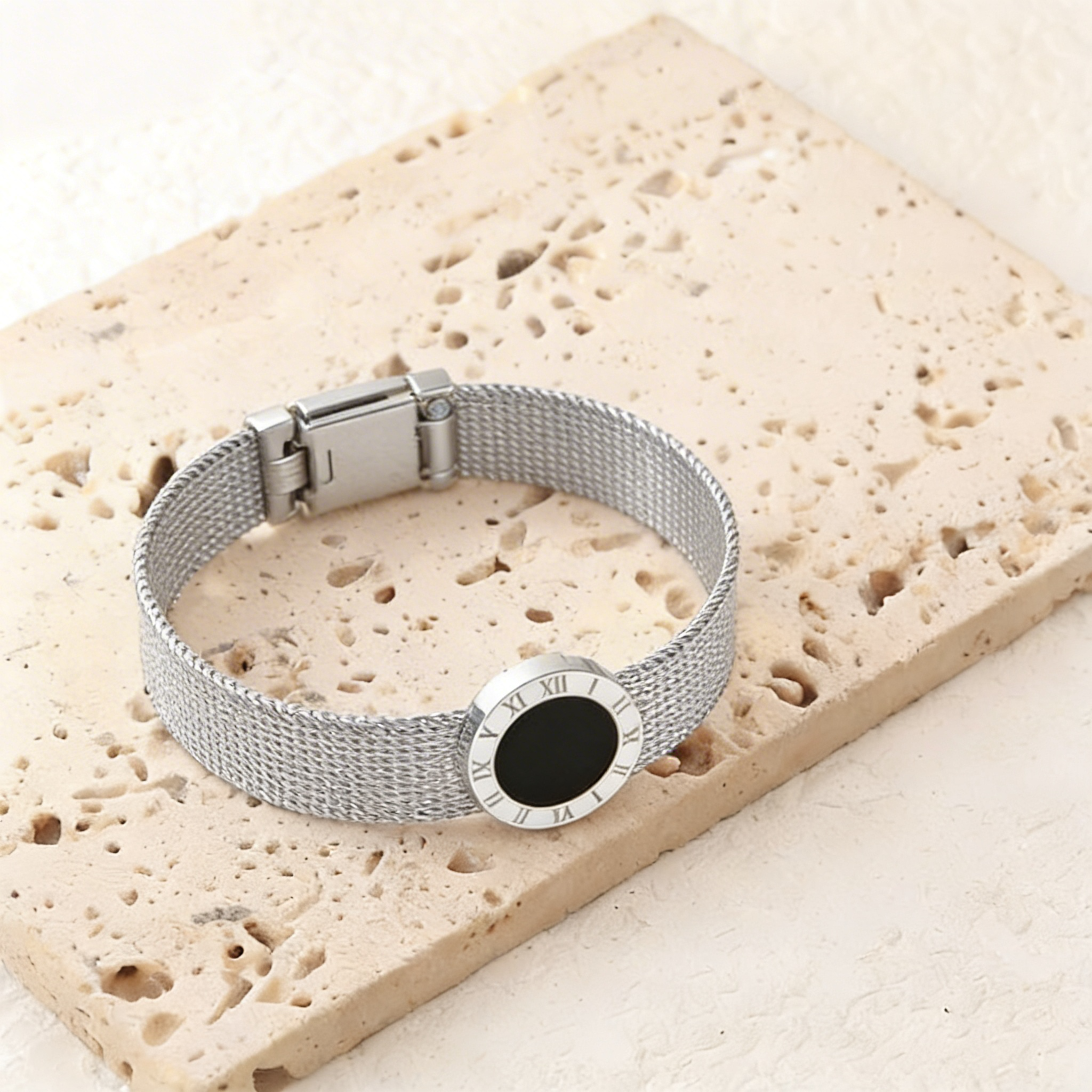Pulseira Romana Mesh Black Charm