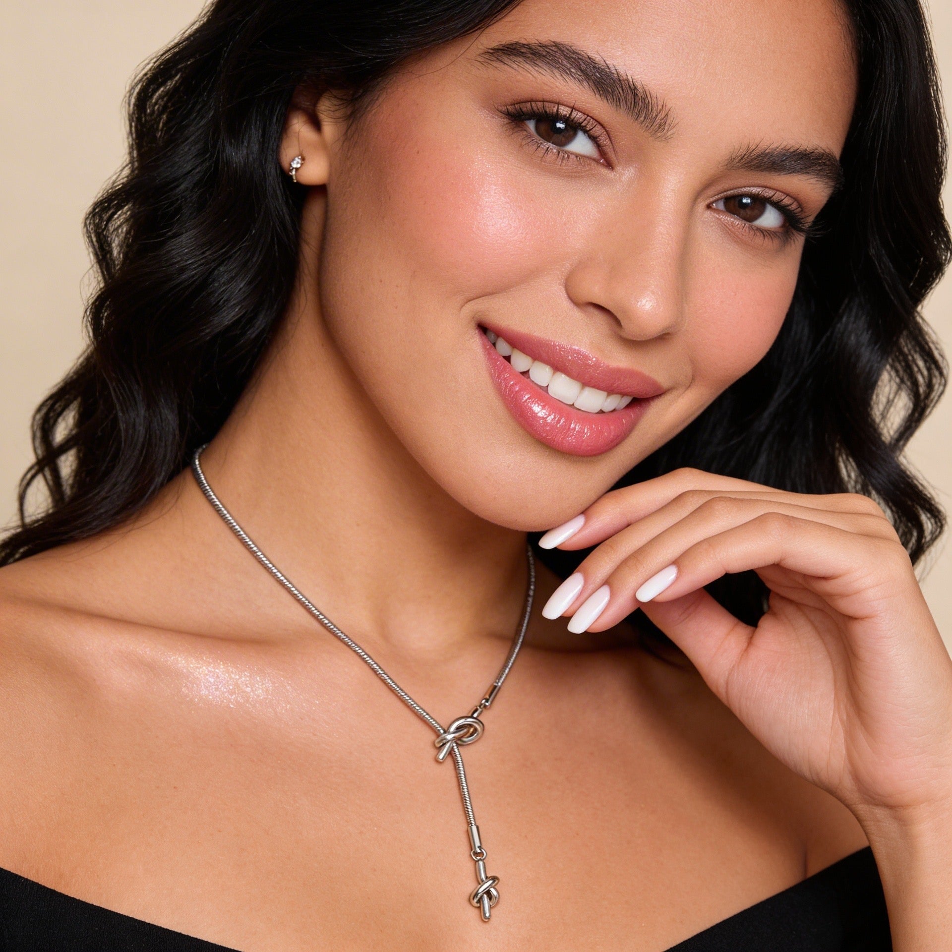 Colar Lariat Nó Dourado