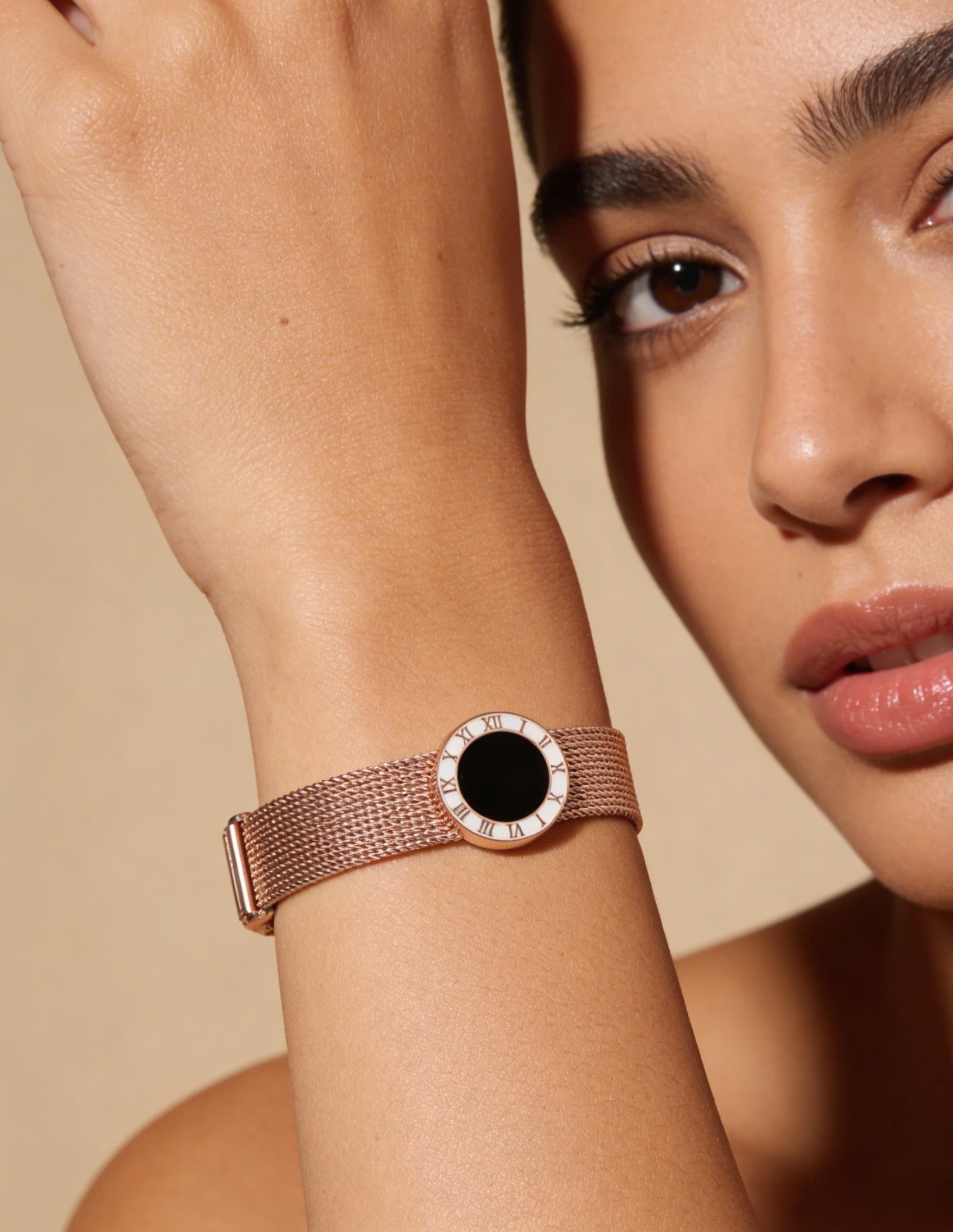 Pulseira Romana Mesh Black Charm