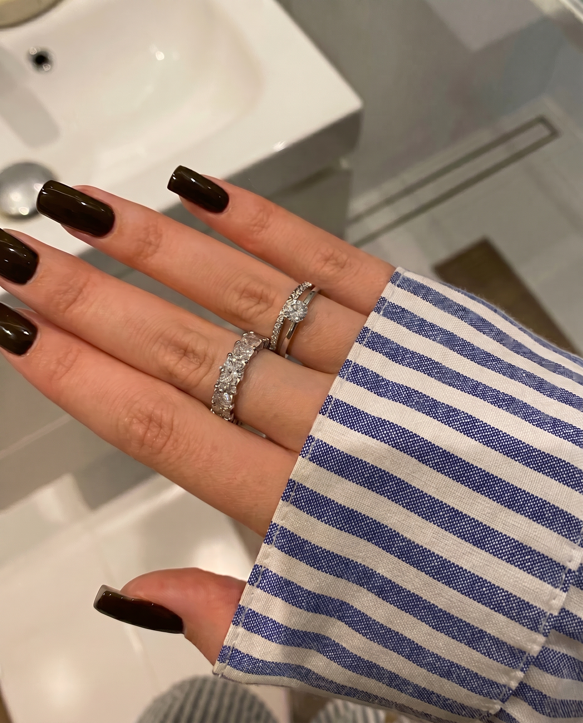 Anel Chevron Brilhante